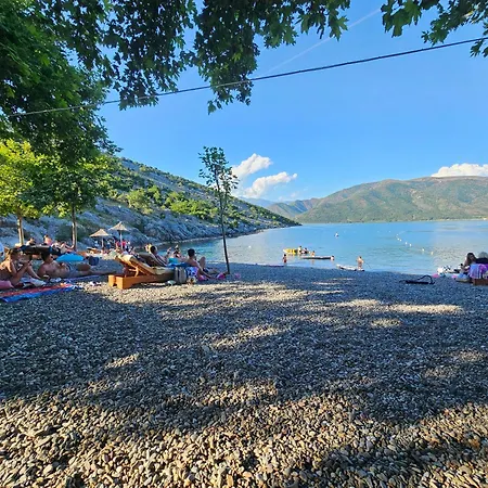 Danja Hotel *